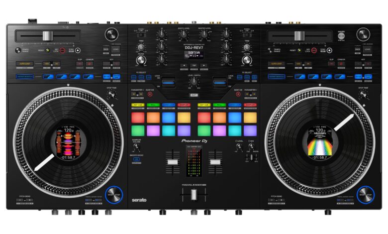Pioneer DJ lanza dos nuevos controladores: El motorizado DDJ-REV7 y el  DDJ-REV1 - Portal DJ