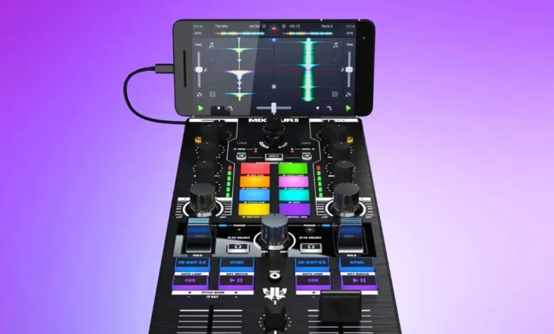 Reloop Mixtour Pro