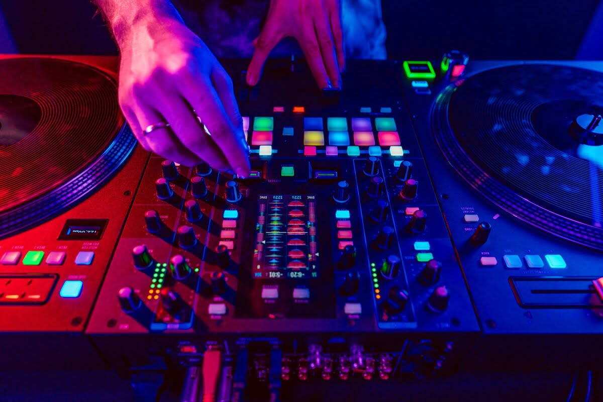 ¿Dónde comprar Controladores DJ Baratos?