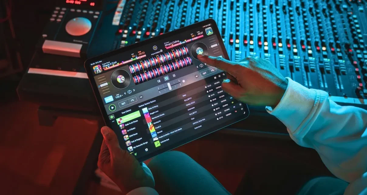 Djay Pro 5.6 para móviles: Spotify y mejor compatibilidad con hardware