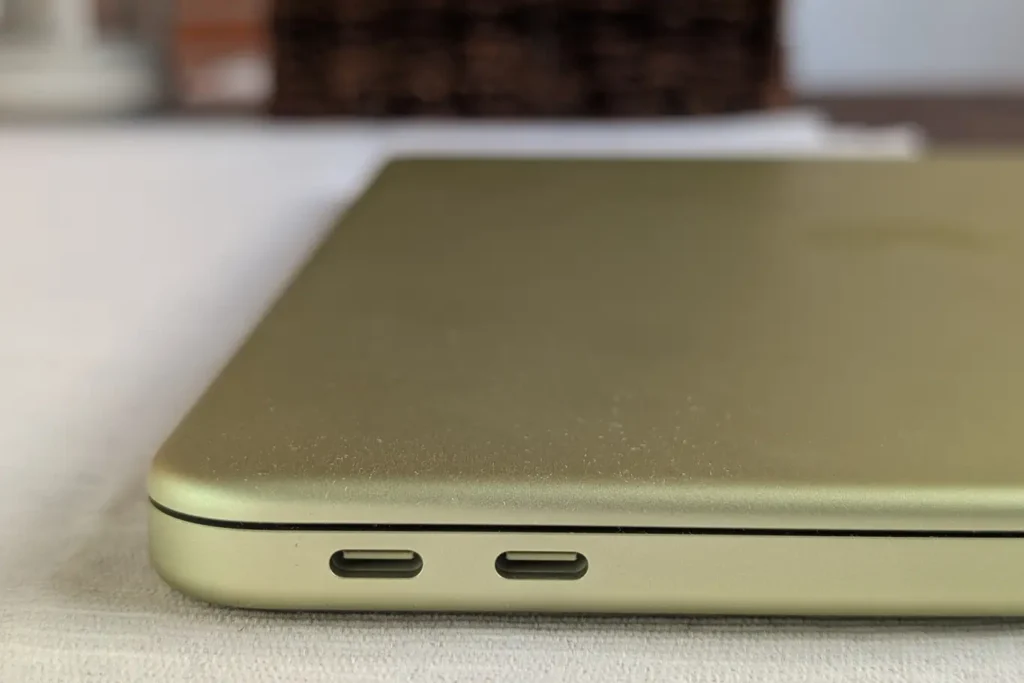 USB-C del Macbook Neo